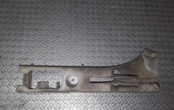Renault Scenic I Front bumper mounting bracket