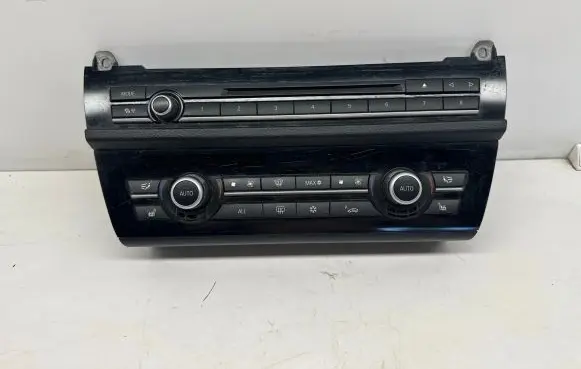 BMW 5 F10 F11 Climate control unit 9263746 0000840521 900252630017