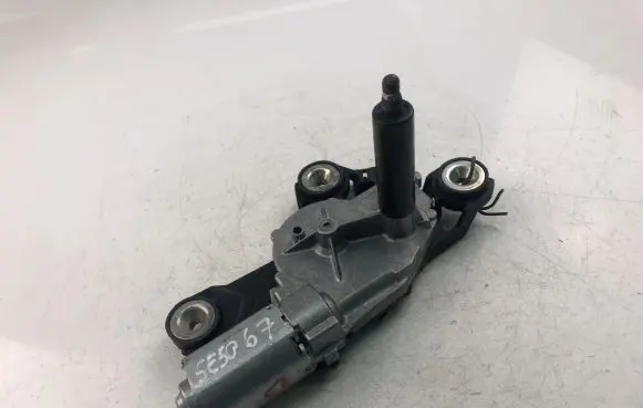 Volvo V50 Wiper motor 31218473