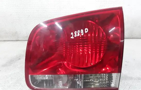 Volkswagen Touareg I Tailgate rear/tail lights 28268003