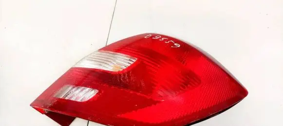 Skoda Fabia Mk2 (5J) Rear/tail lights VP7SWX13404A VP7SWX-13404A