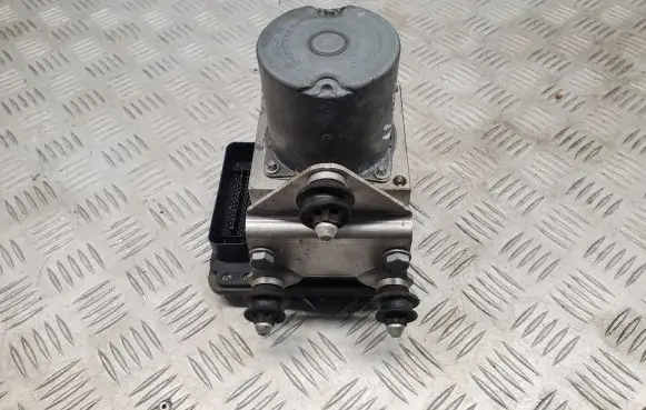 Audi A8 S8 D4 4H ABS Pump 4H0907379C 4H0614517C