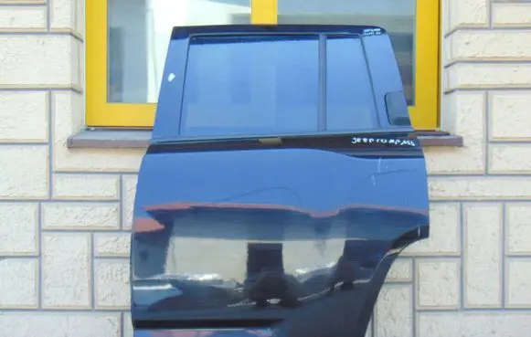 Jeep Compass Rear door