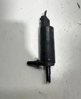 BMW 7 F01 F02 F03 F04 Headlight washer pump 13264011 7217792 397376D