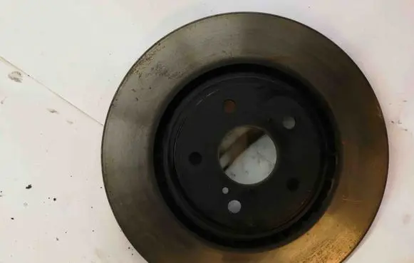 Toyota RAV 4 (XA40) Front brake disc