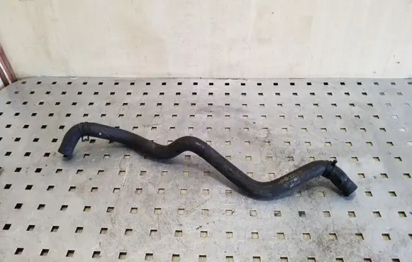 Volkswagen Transporter - Caravelle T4 Engine coolant pipe/hose 074121058F