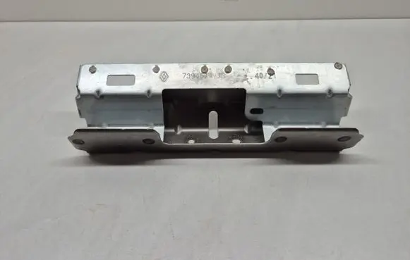 Renault Captur II Other exterior part 739467477R