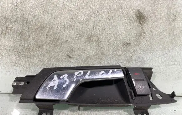 Audi A3 S3 A3 Sportback 8P Front door interior handle 8p4837020