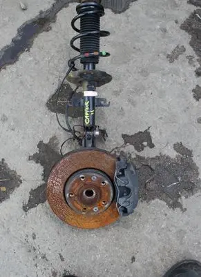 Renault Captur II Front wheel hub spindle knuckle