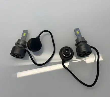 Mercedes-Benz E W211 Xenon bulb 