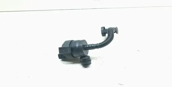 BMW 3 E90 E91 Valve vacuum 7551262