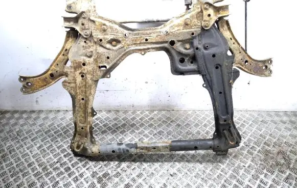 Honda CR-V Front subframe