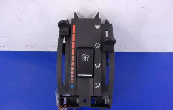 Renault Master I Climate control unit