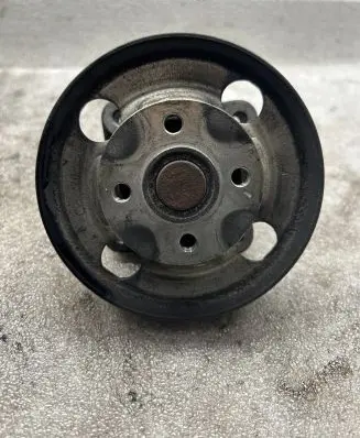 Volvo XC60 Power steering pump 7611332154