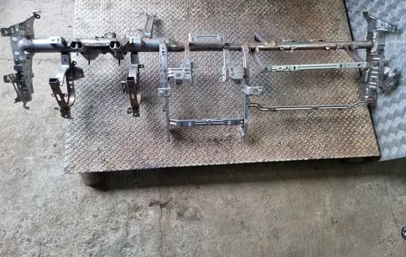 Ram 1500 Dashboard cross member/frame bar 68354711AA