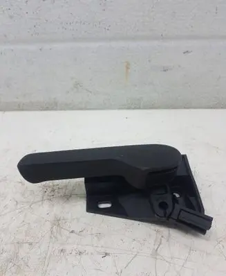 Volkswagen PASSAT CC Engine bonnet (hood) release handle PA6GF25 1J1823533C