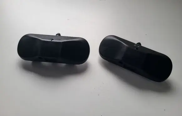 Volkswagen Golf VII Windshield washer spray nozzle 