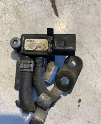 Audi A3 S3 8P Exhaust gas pressure sensor 03G906051A P40505100