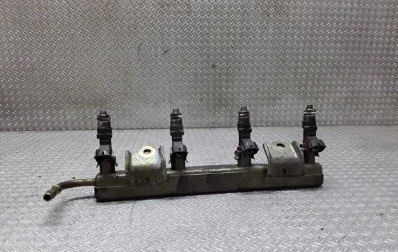 Nissan Micra Fuel injectors set 0280158013 16600AX200