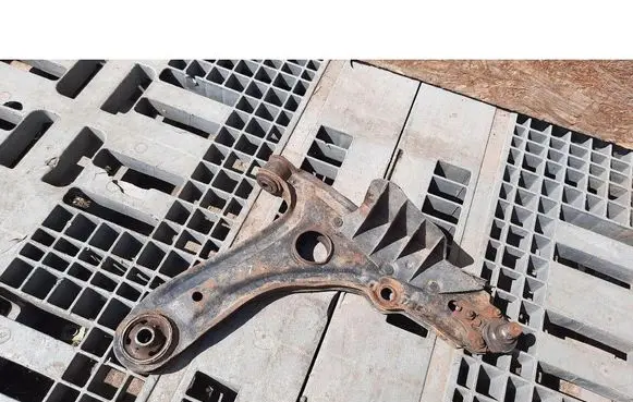 Volkswagen Vento Front control arm