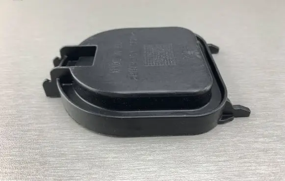 Headlight/headlamp dust cover