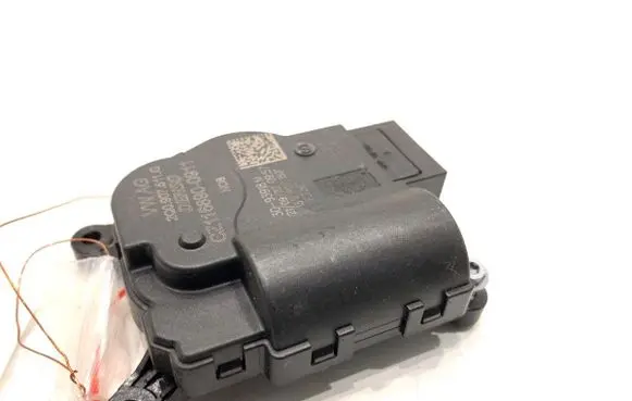 Skoda Octavia Mk4 Air flap motor/actuator 2Q0907511G