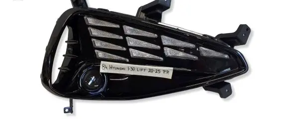 Hyundai i30 Front fog light 92208G46