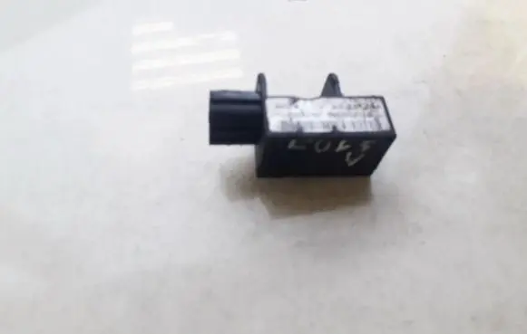 Honda CR-V Airbag deployment crash/impact sensor 5WK43786 77970-SWA-E11-M3