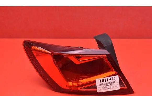 Seat Leon (5F) Rear/tail lights 045108