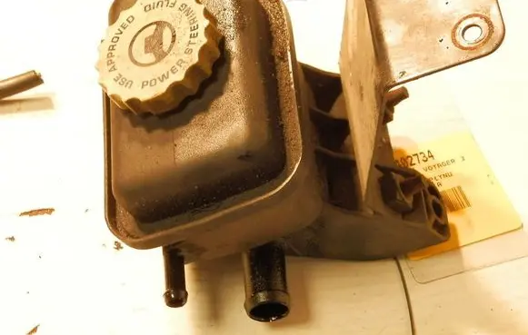 Chrysler Grand Voyager III Power steering fluid tank/reservoir 