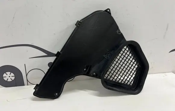 Mercedes-Benz SL R231 Air filter box cover A2318310005