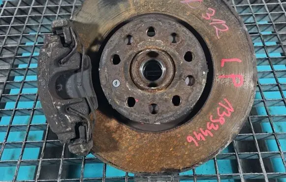 Volkswagen PASSAT B7 Front wheel hub spindle knuckle IMPRK1392446