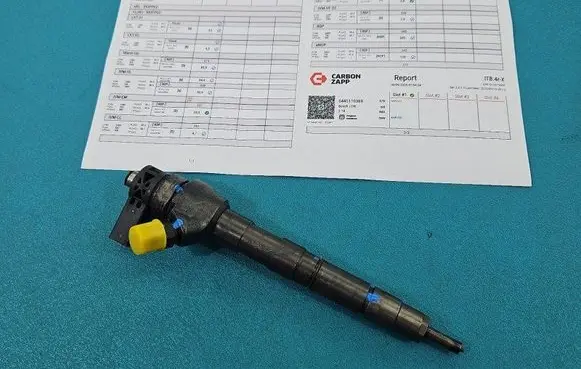 Volkswagen PASSAT B7 Fuel injector 0445110369 IMPRK1495522