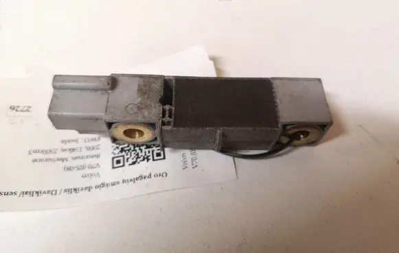 Volvo V70 Airbag deployment crash/impact sensor 9452777