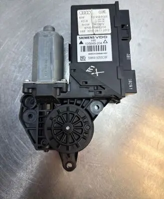 Seat Exeo (3R) Rear door window regulator motor 8E0959802E 105849204 9700105999204