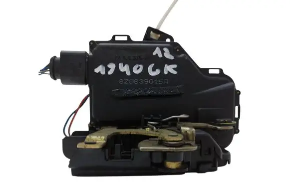 Audi A2 Rear door lock 8Z0839015A