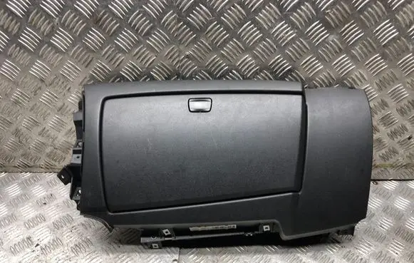 BMW 1 E81 E87 Glove box set 7124554