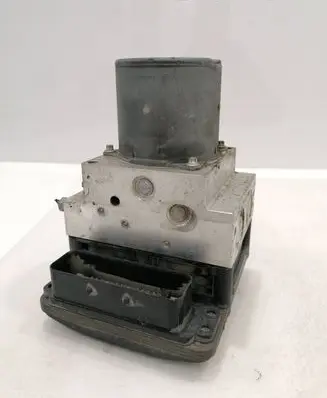 BMW X5 E70 ABS Pump 6854702 E7071 6854704