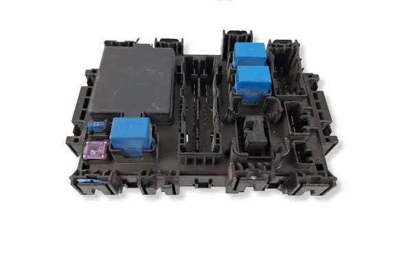 Suzuki Alto Fuse module 68K10