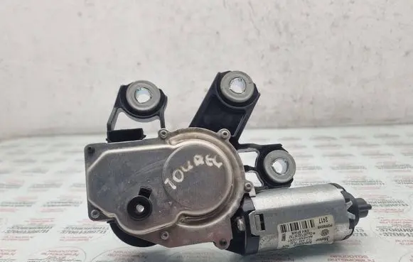 Volkswagen Touareg I Rear window wiper motor 7L0955712C