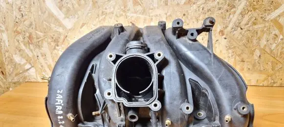 Opel Zafira A Intake manifold 24426075