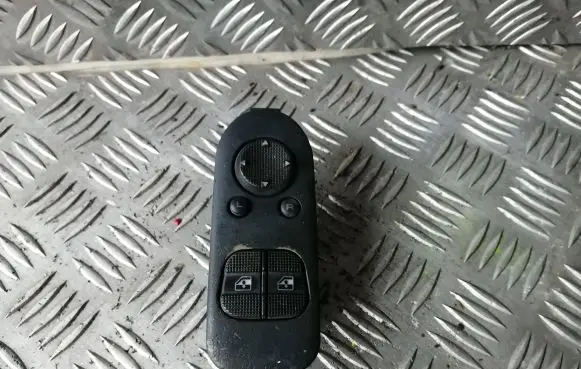 Volkswagen Sharan Electric window control switch