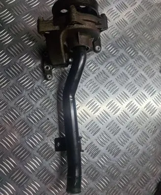 KIA Sorento Water pump 