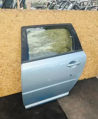 Volvo V70 Rear door 