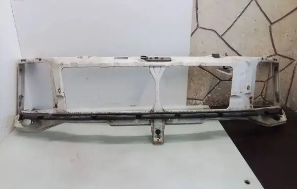 Volkswagen II LT Radiator support slam panel