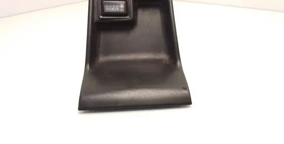 Mitsubishi Colt Other dashboard part MB522616