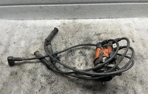 Volkswagen Golf IV Spark distributor 0237521061