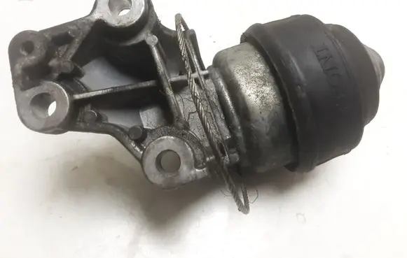 Volvo S60 Engine mount bracket 30680751 30741567