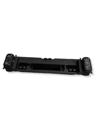 Mercedes-Benz E W210 Seat heating switch 2108200151