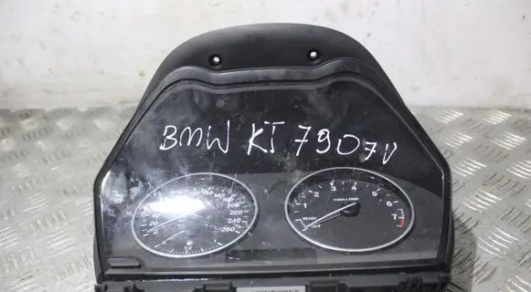 BMW 1 F20 F21 Speedometer (instrument cluster) 62109283274